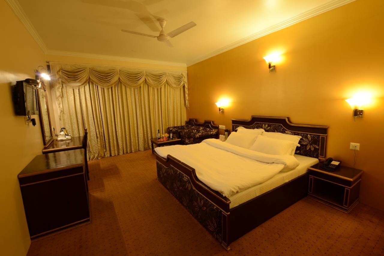 Hotel Park Paradise Manali מנאלי מראה חיצוני תמונה